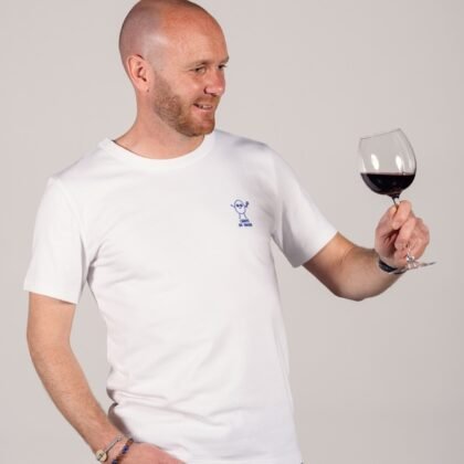 Chauve qui peut présente son t-shirt fabriqué en France modèle chauve qui trinque t-shirt homme